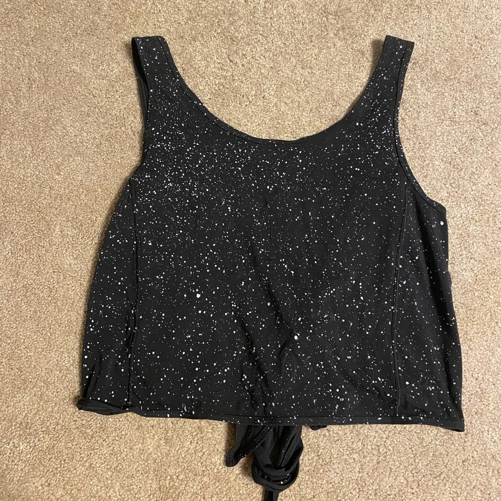It’s a tie tank top